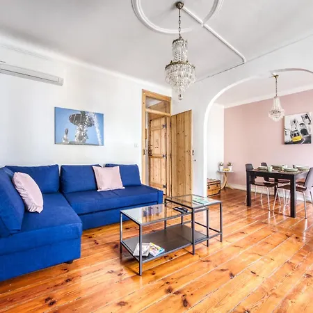 Apartment In The Heart Of